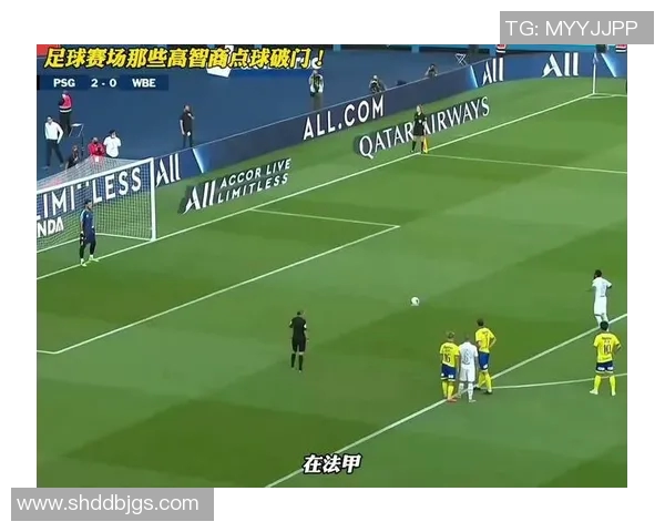 足球明星的花式踢球技巧揭秘展现足球艺术的魅力与激情