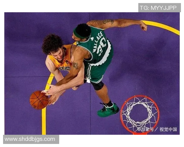 广州网球队防反战术解析与实战应用探讨