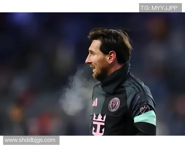 足球明星的腰部健康状况如何影响他们的职业生涯与竞技表现 足球明星的腰部健康状况如何影响他们的职业生涯与竞技表现